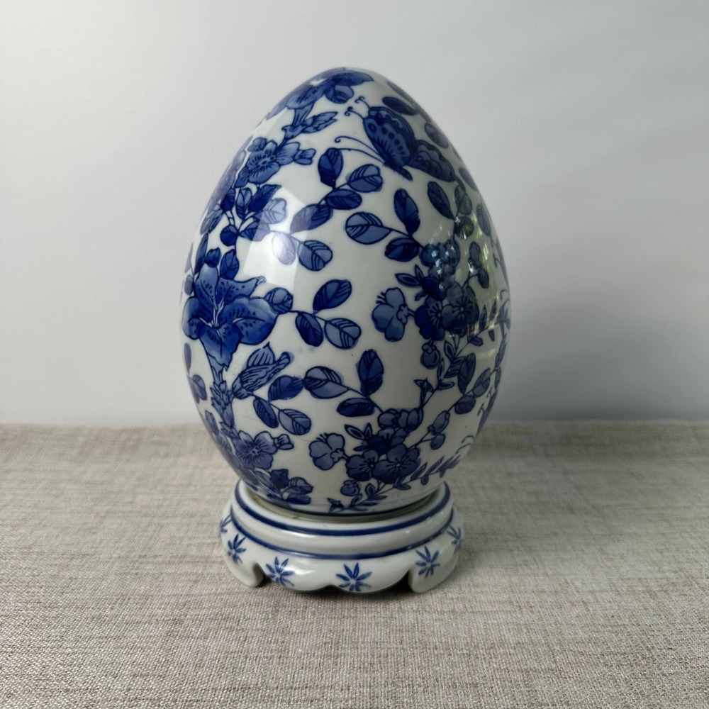 Vintage Dechang Blue White Porcelain Egg Floral Butterfly Chinoiserie